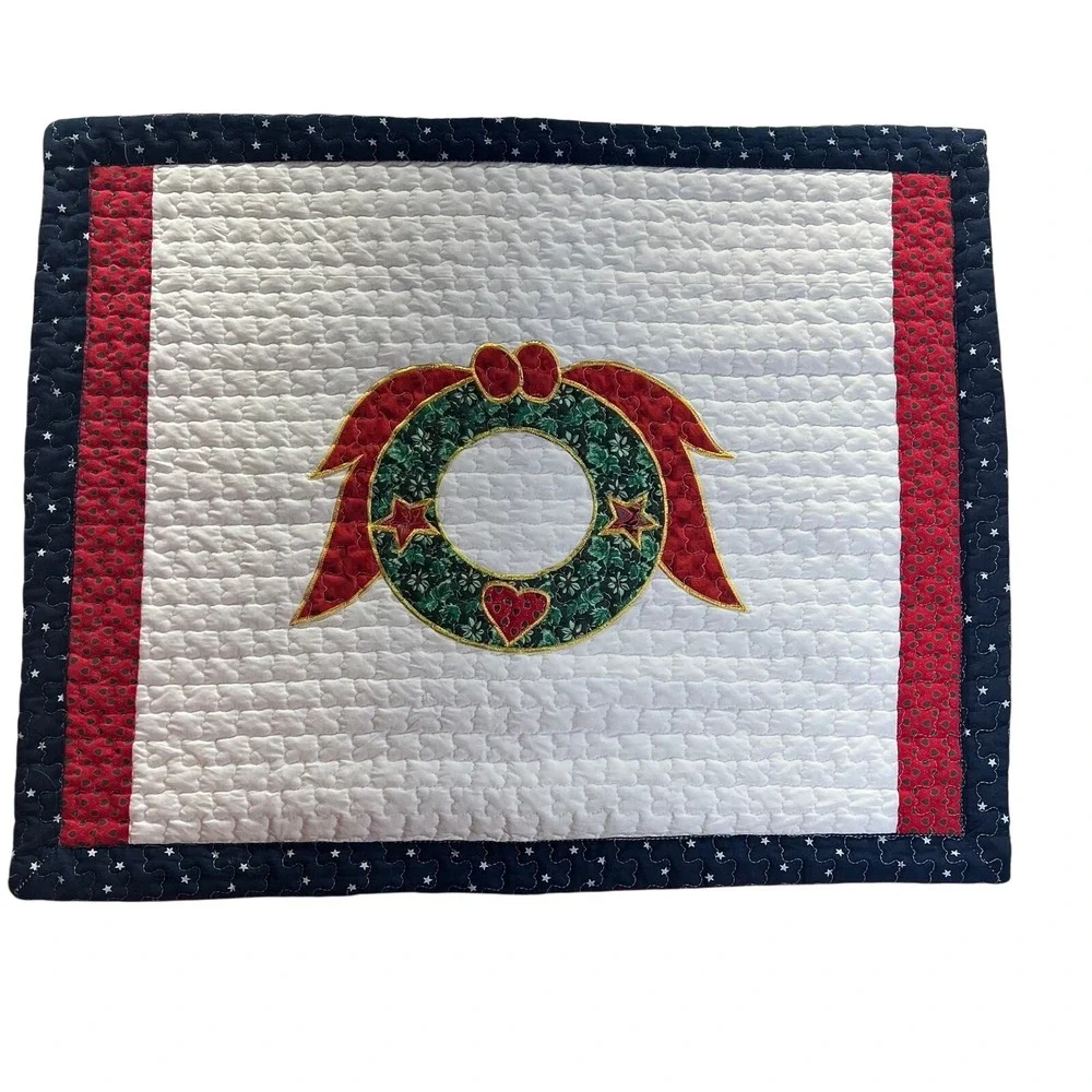 2 Cozy Line‎ Quilted Pillow Shams Home Fashions Christmas Wreath 100% Cotton